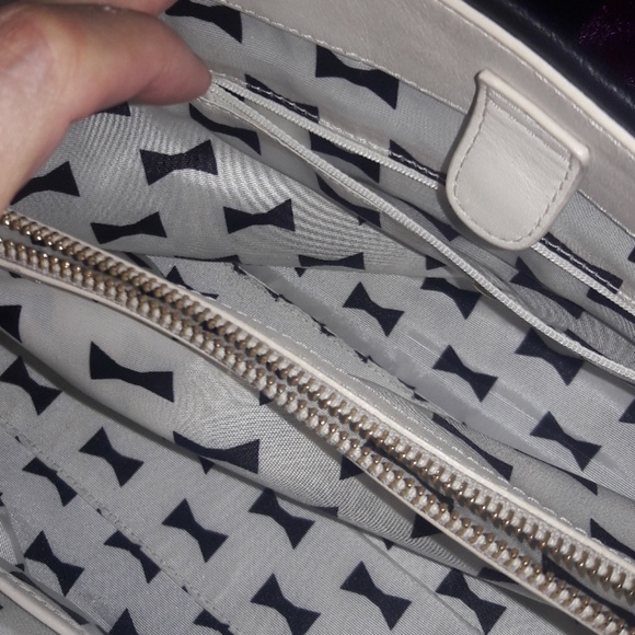 Kate Spade ♠️ - Picture 3 of 5